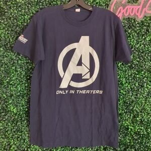 VTG Exclusive! Marvel Avengers In Theaters May 4th IMAX 3D shirt Medium Disney